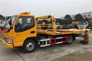 颛桥镇哪里有拖车服务